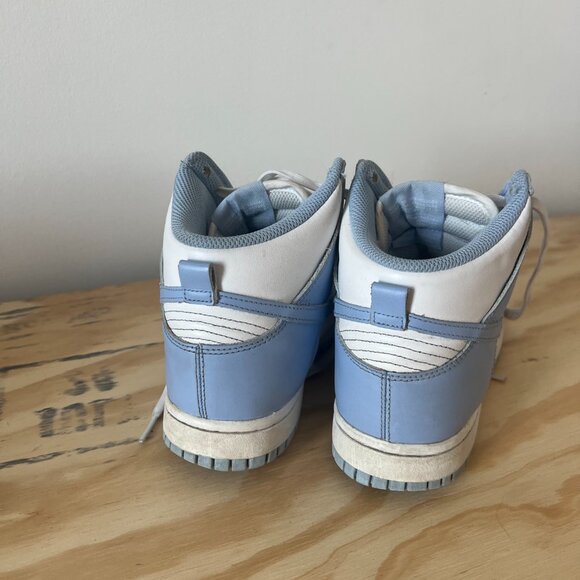 Nike Women's Dunk High - Aluminum Size US 8 W - Picture 2 of 3